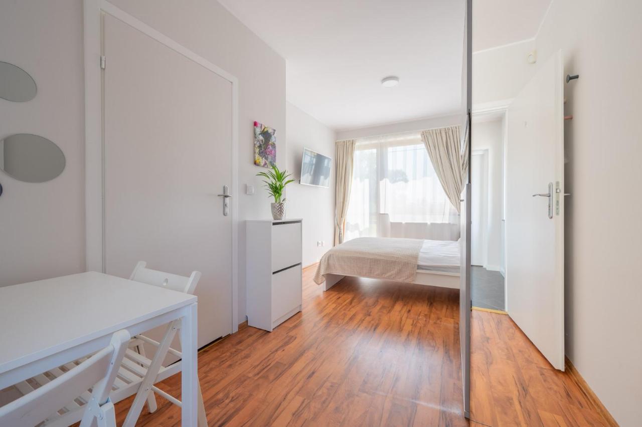 Seaesta Darlowo - Komfortowe Pokoje I Apartamenty Luaran gambar
