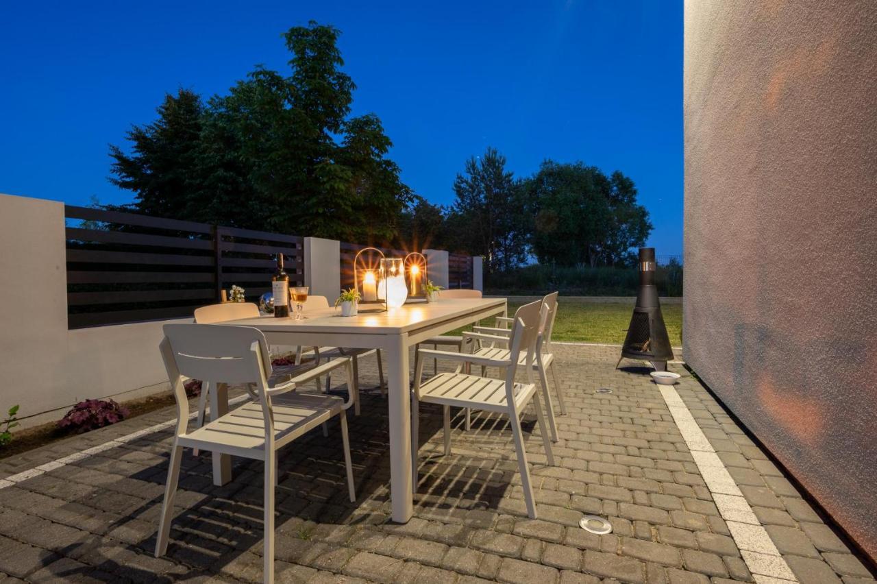 Seaesta Darlowo - Komfortowe Pokoje I Apartamenty Luaran gambar