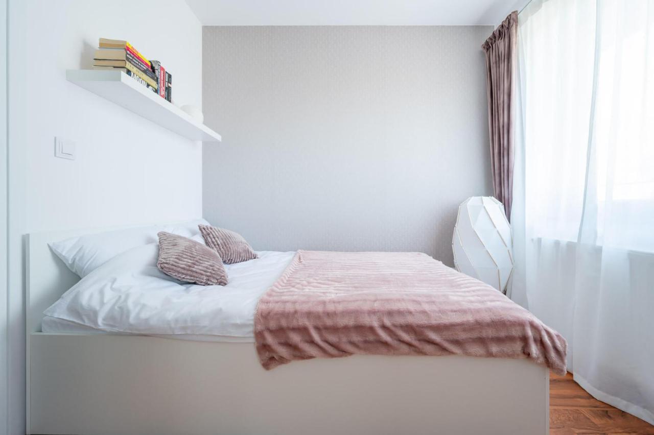 Seaesta Darlowo - Komfortowe Pokoje I Apartamenty Luaran gambar